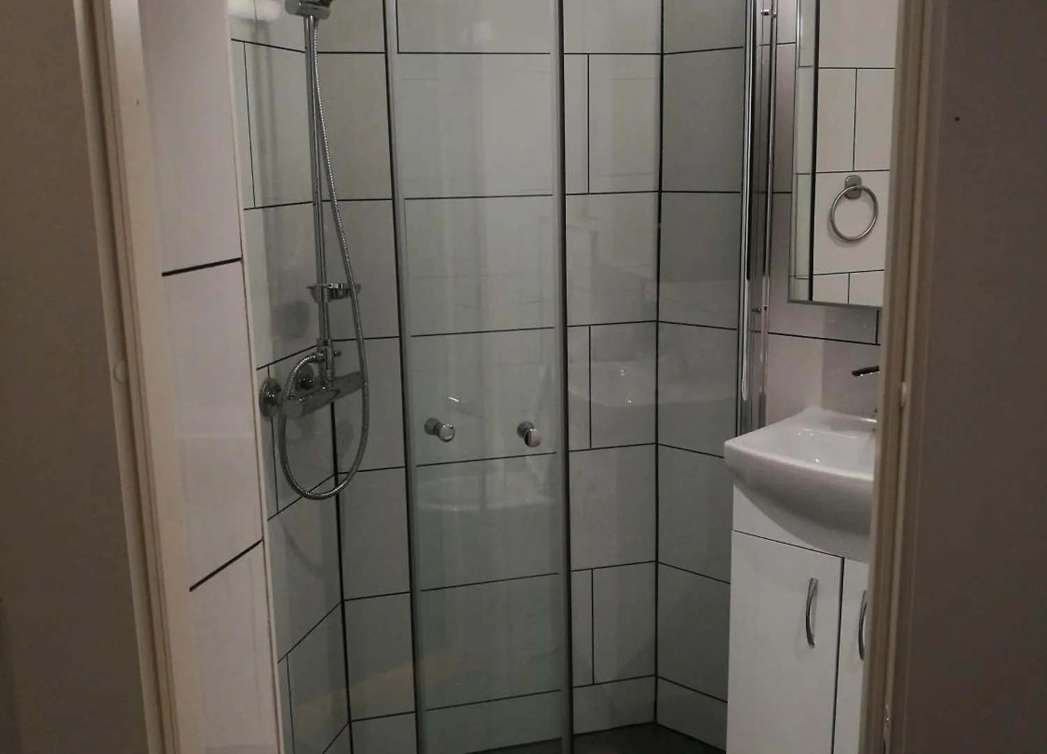 Nice Flat In The Heart Of Bergen City, 2 Bedrooms - 4 Beds
